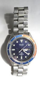 SEIKO SPORTS 100 PEPSI BEZEL
