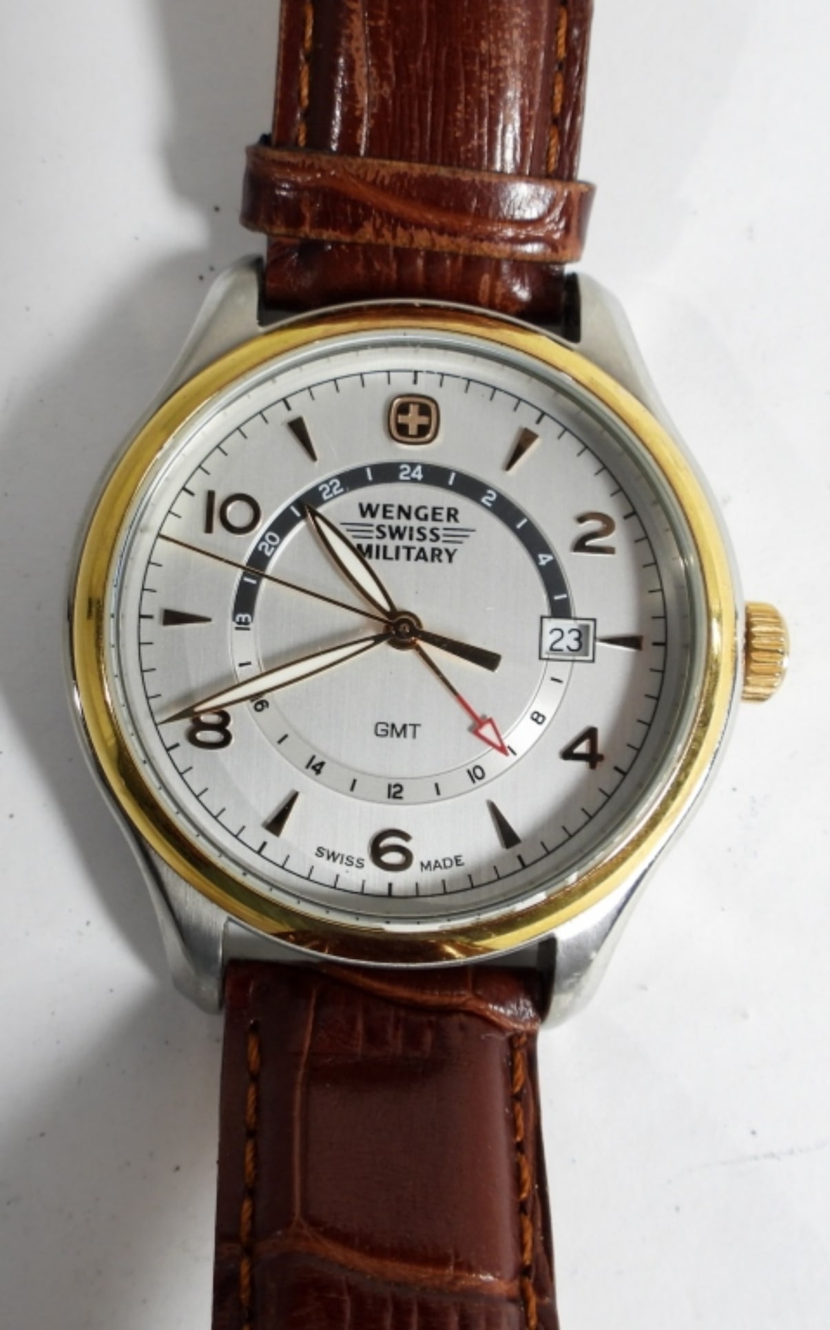 MENS WENGER SWISS MILITARY WATCH: WATCHES ARE NOT VERIFIED, AUTHENTICATED, OR TESTED, IN RUNNING CONDITION, UNLESS SPECIFIED, INCLUDING LEATHER BAND MENS WENGER SWISS MILITARY WATCH