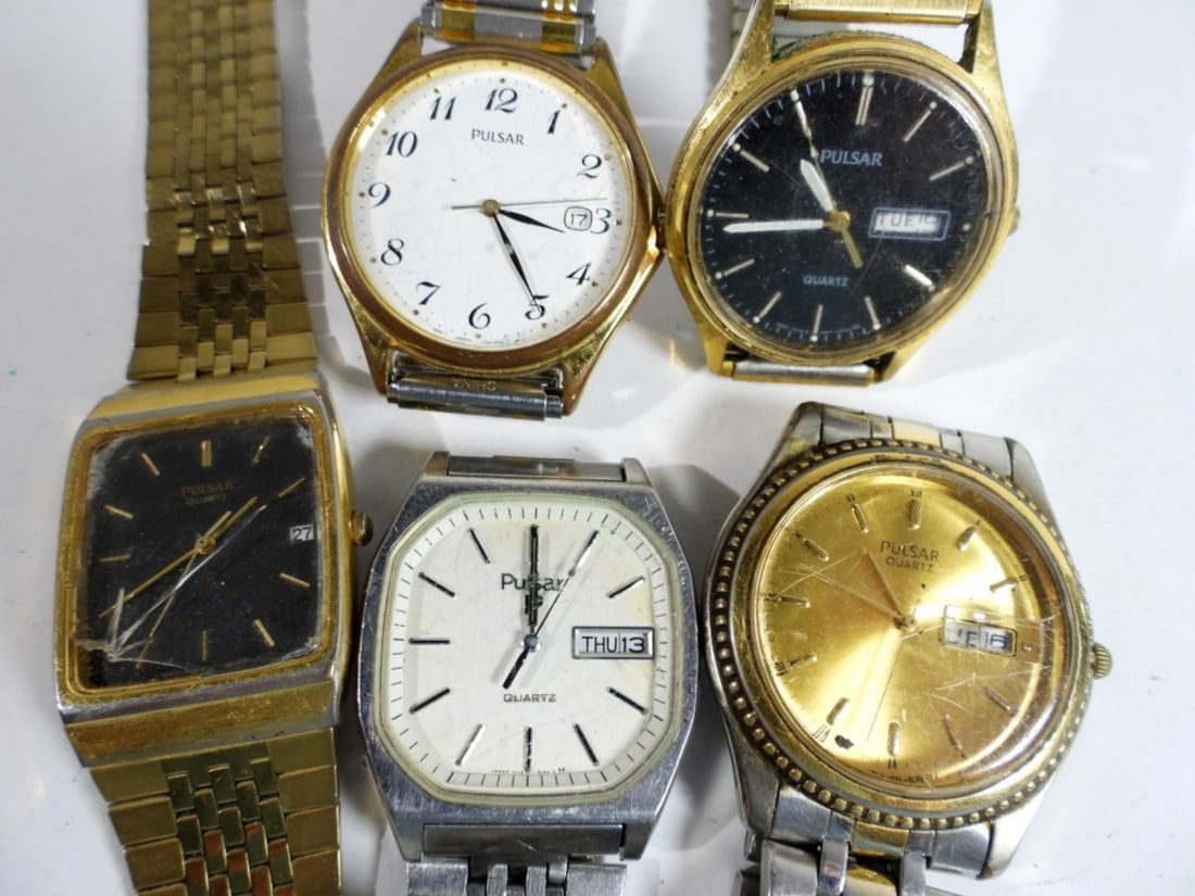 (5) MENS LOT DAY/DATE WATCHES: WATCHES ARE NOT VERIFIED, AUTHENTICATED, OR TESTED, IN RUNNING CONDITION, UNLESS SPECIFIED, INCLUDING 5 PULSAR MENS DAY/ DATE WATCHES