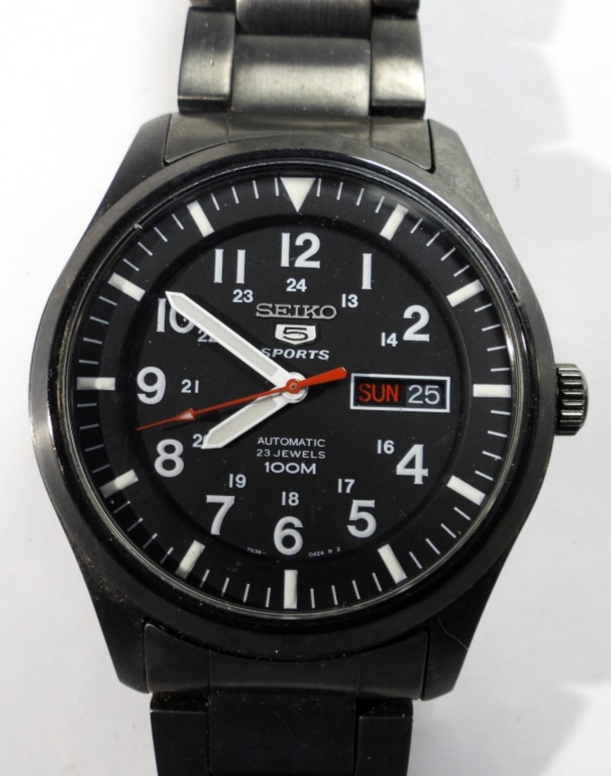MENS SEIKO 5SPORT DAY/DATE WATCH: WATCHES ARE NOT VERIFIED, AUTHENTICATED, OR TESTED, IN RUNNING CONDITION, UNLESS SPECIFIED, INCLUDING MENS SEIKO 5SPORT DAY/ DATE BLACK WATCH
