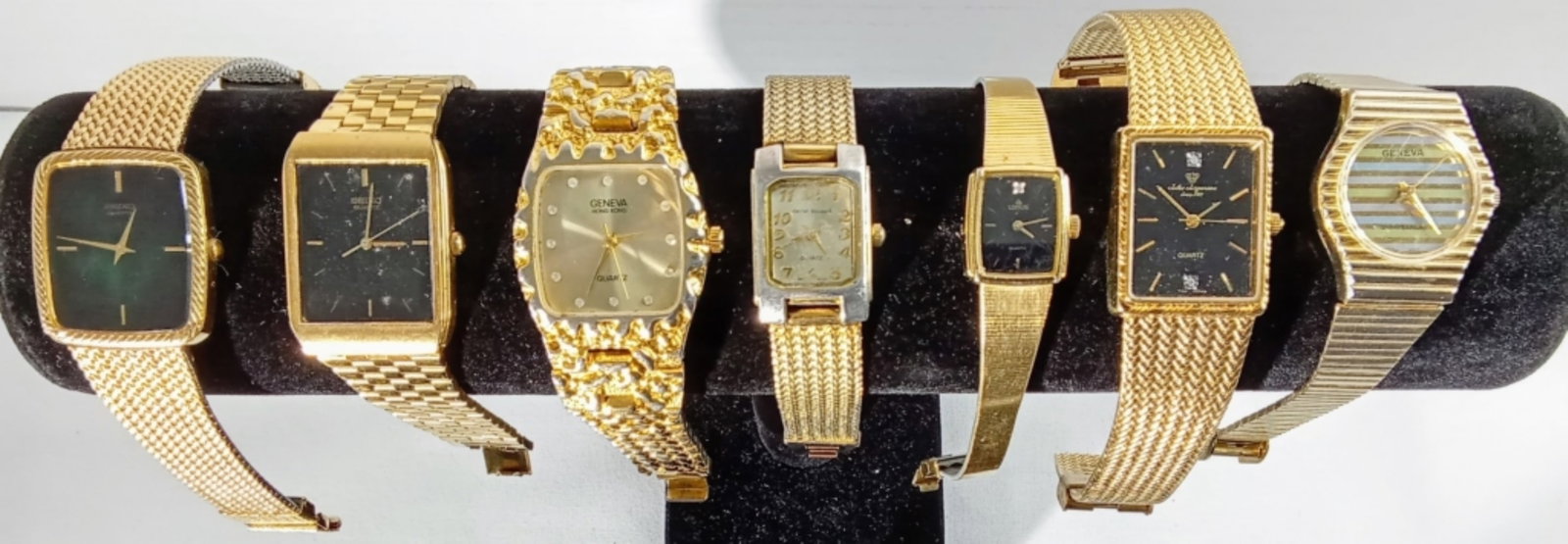 (7) GOLD TONE DRESS WATCHES: NICE OVERALL CONDITION, VARIOUS BRANDS - Watches are not verified, authenticated, or tested in running condition unless otherwise specified.