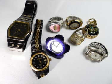FUN FASHION WATCH LOT - RINGS / PENDANT