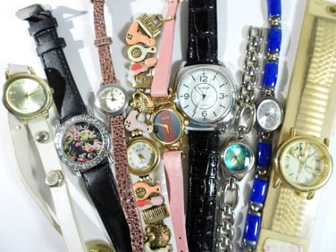 (9) FUN FASHION WATCH LOT
