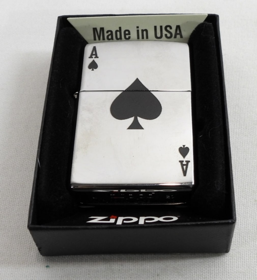 2000 SEALED ACE OF SPADES ZIPPO (1 of 4)