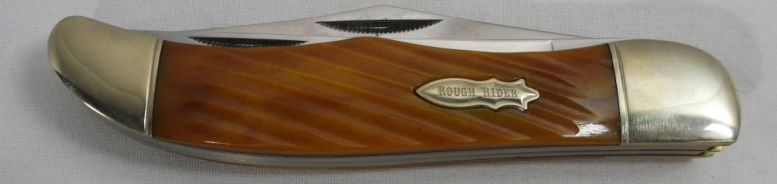 ROUGH RIDER RR1047 FOLDING KNIFE (1 of 3)