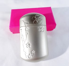 VINTAGE PORTABLE ASHTRAY