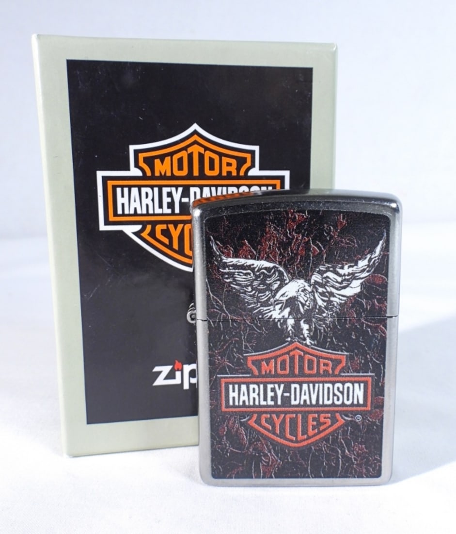 2022 SEALED HARLEY DAVIDSON ZIPPO (1 of 3)