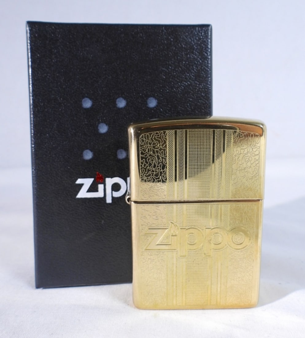 2023 SEALED ZIPPO LOGO W/PATTERN DESIGN (1 of 3)