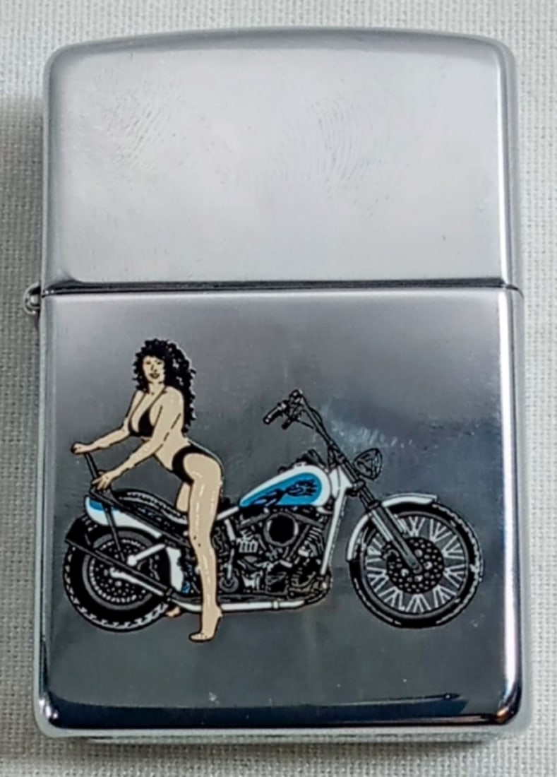 1996 UNFIRED PINUP GIRL MOTORCYCLE ZIPPO (1 of 5)