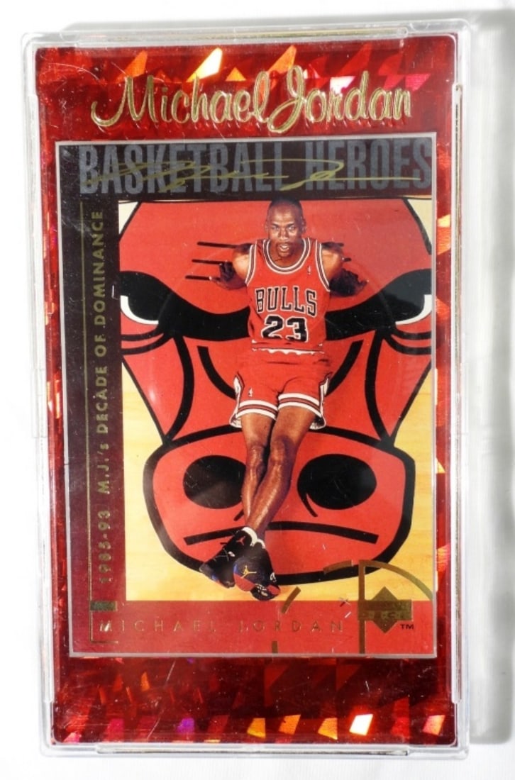 Michael Jordan 94 Upper Deck Basketball Heros: EX, 1994 Upper Deck,in a snap case can be a snap case can be opened, basketball heros, 1985-93 Micheal Jordans decade of dominance.