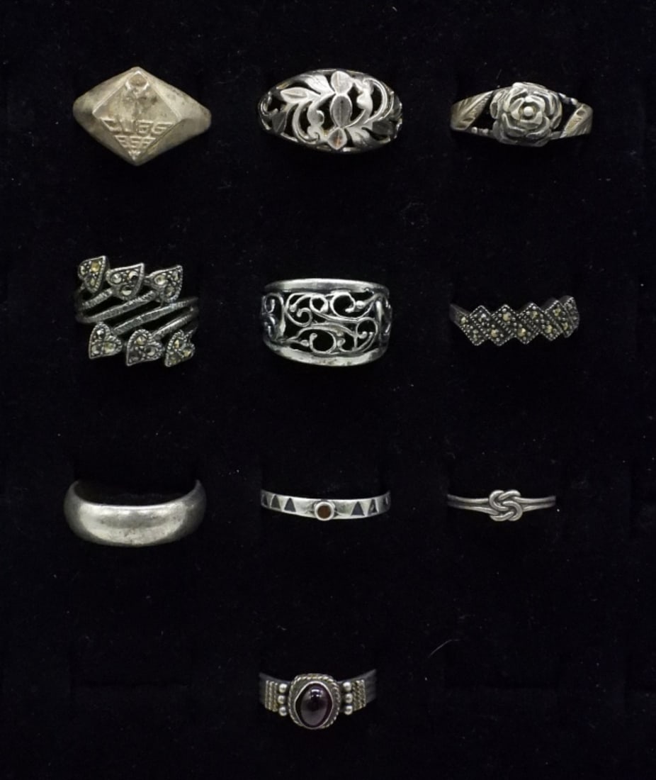 (10) STERLING FASHION RINGS (1 of 2)