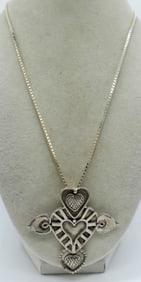 HEART PENDANT & CHAIN