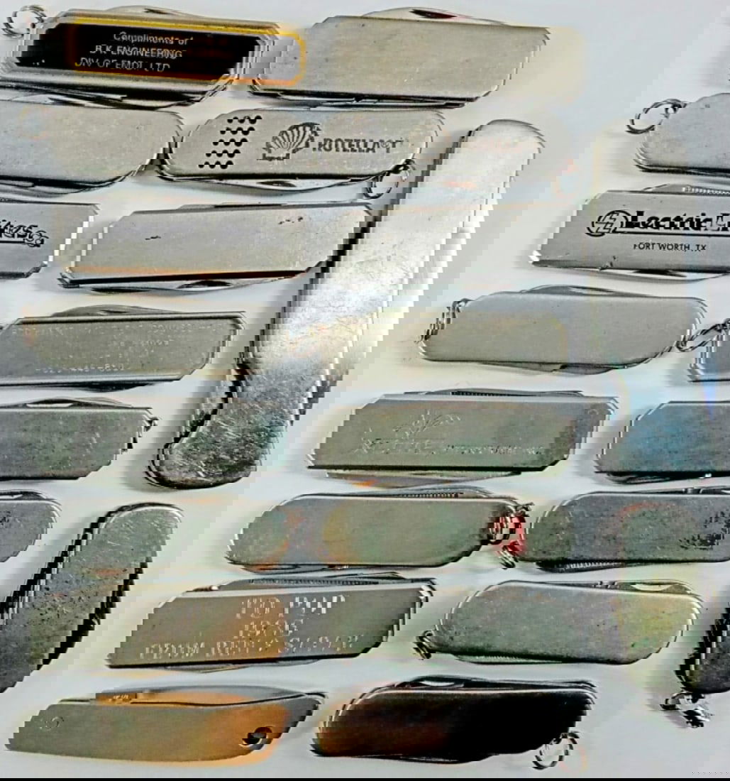 (18) Mixed Lot Advertising  Knives (1 of 2)