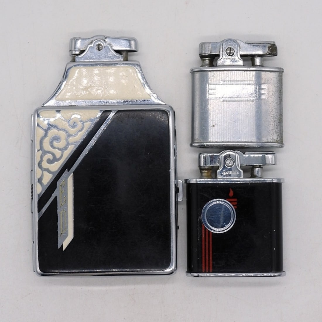 2 Ronson Lighters 1 Cigarette Case (1 of 4)