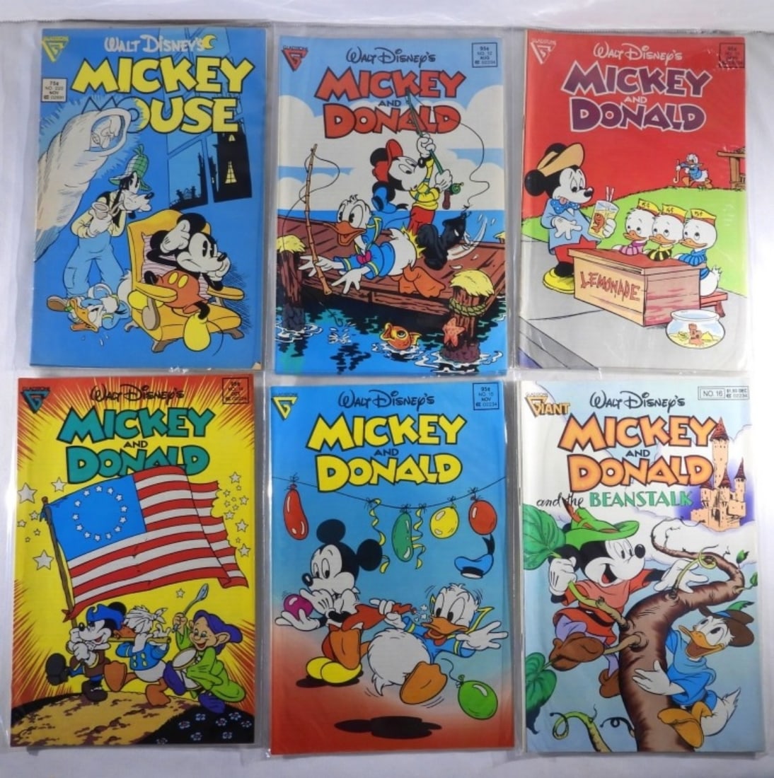 (12) Walt Disney Mickey Mouse & Donald Duck: All different, nice condition