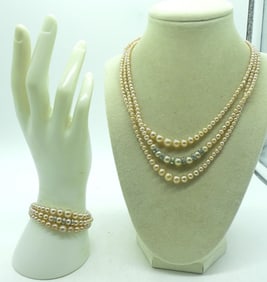 Matching Set Faux Pearl Necklace Bracelet