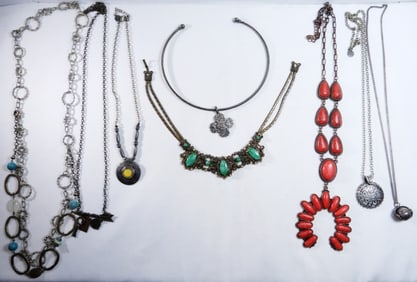 8 Beautiful Necklaces