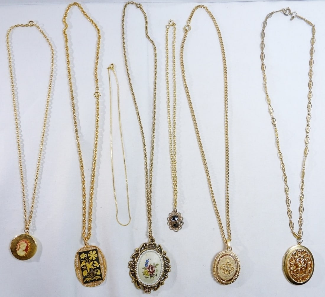 7 Victorian Style Necklaces (1 of 2)