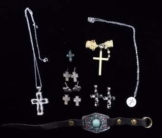 Mixed Lot Of Jewelry