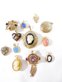 12 Victorian Looking Charms