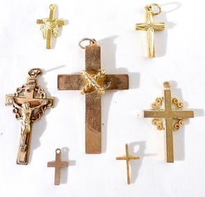 7 Gold Tone Cross Charms