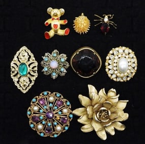 9 Gold Tone Brooches/Pins
