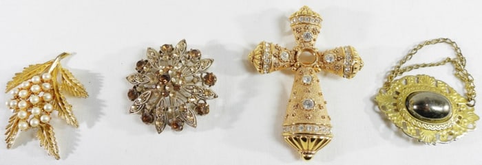 4 Miscellaneous Pins