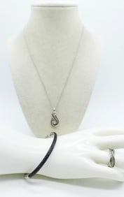 Simulated Black & White Diamond Set 925