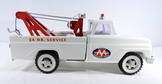 Tonka Pressed Steel AA Wrecker Tow Truck
