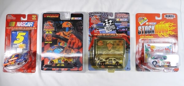 4 Nascar Collectors Cars