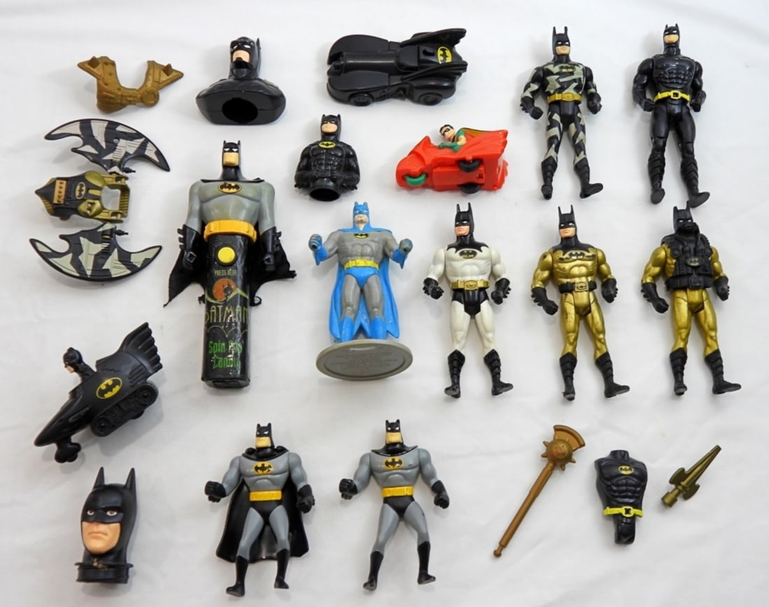 (12) Batman Figurines & Accessories: Various toy lot. In fair to good condition, preowned.