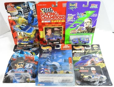 (7) Die Cast 1:64 Scale Cars