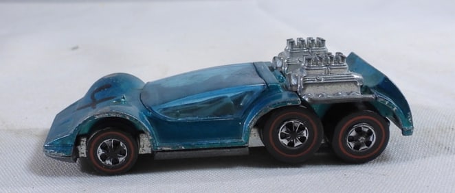 Hot Wheels Red line Six Shooter