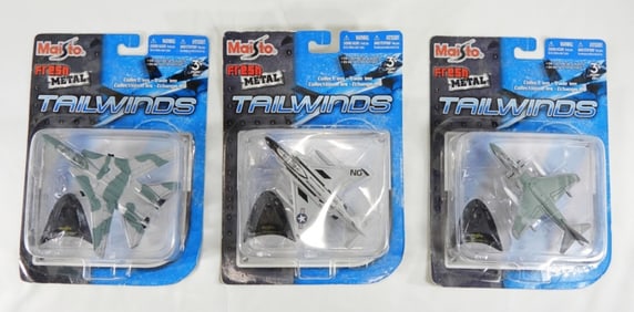 3 Tailwinds Maisto Planes