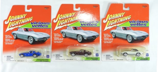 3 Johnny Lightning Cars