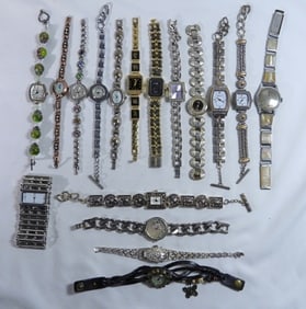 17 Women's Unique Bands Watches
