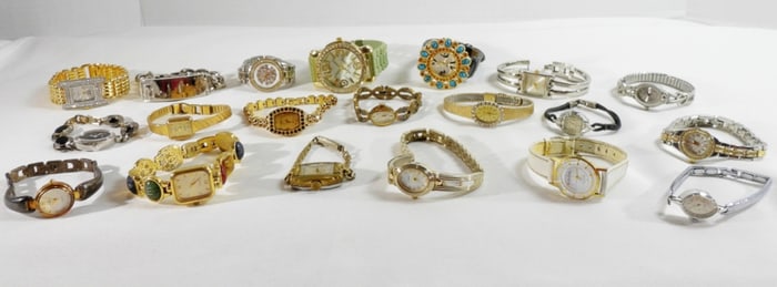 Mixed Lot Of 20 Women's Watches