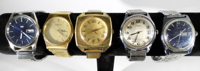 5 Men's Calendar Watches