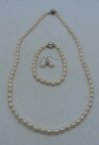 Faux Pearl Matching Set