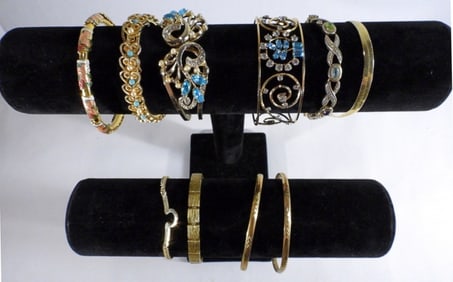 10 Women's Fashion Bracelets