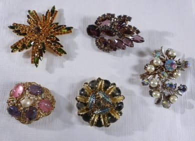 (5) Rhinestone  Brooches