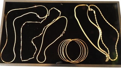 5 Gold-Tone Necklaces & Bracelets