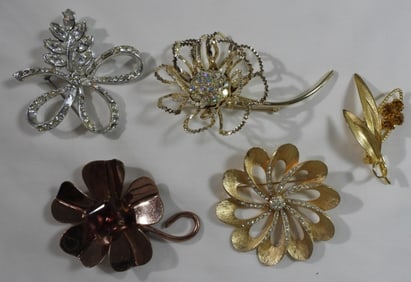 (5) Brooches