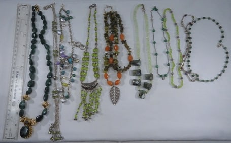 10 Green Colored Necklaces