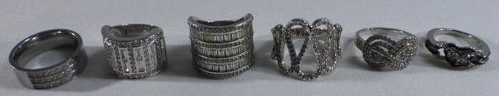 (6) Rings