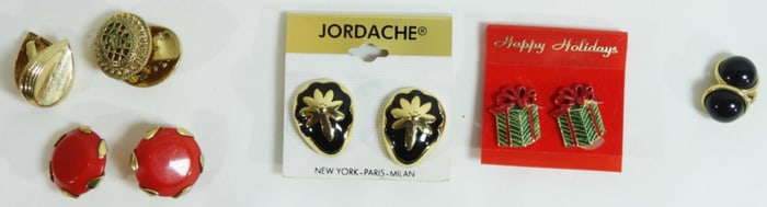 6 Women's Earrings
