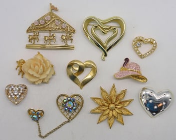 10 Pins Hearts & More