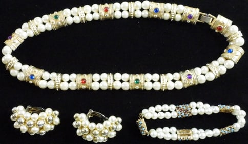 Faux Pearl Jewelry Lot