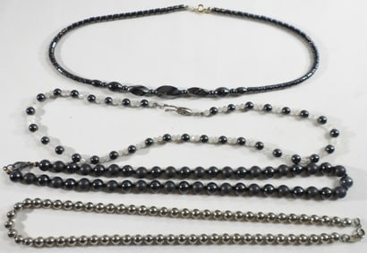 4 Beaded Women's Necklaces