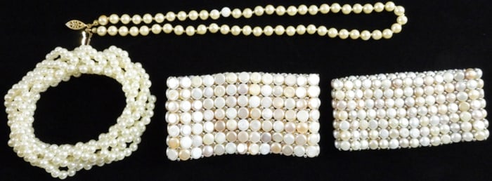 Faux Pearl Jewelry Lot